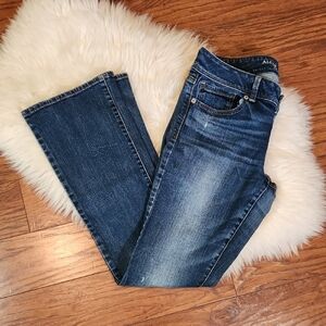 American Eagle Kick Boot Dark Wash Womens Jeans